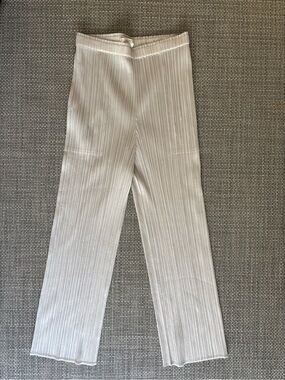 NWOT - Pleats Please Issey Miyake Grey Pleated Tapered Pants